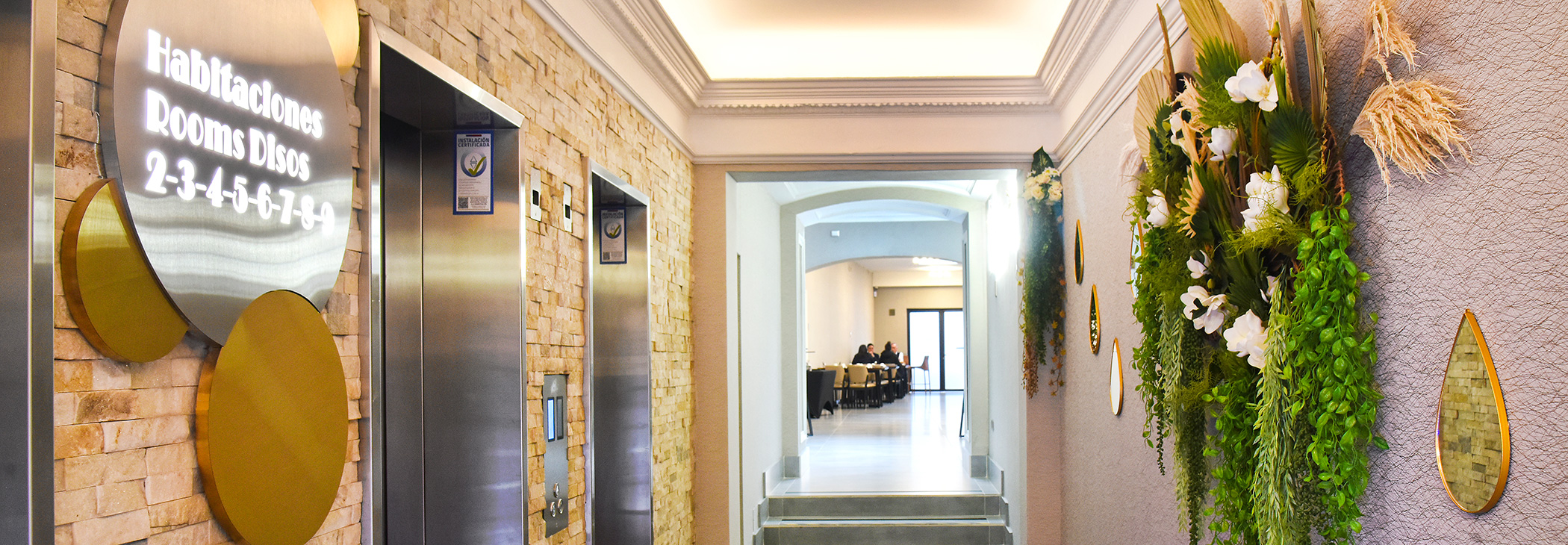 Entrada Hotel HW Express